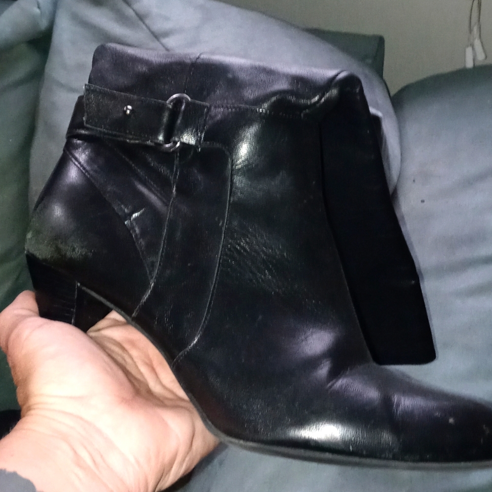 Black boots
